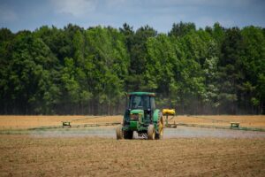 Read more about the article Efforts To Tackle Fertilizer Crisis